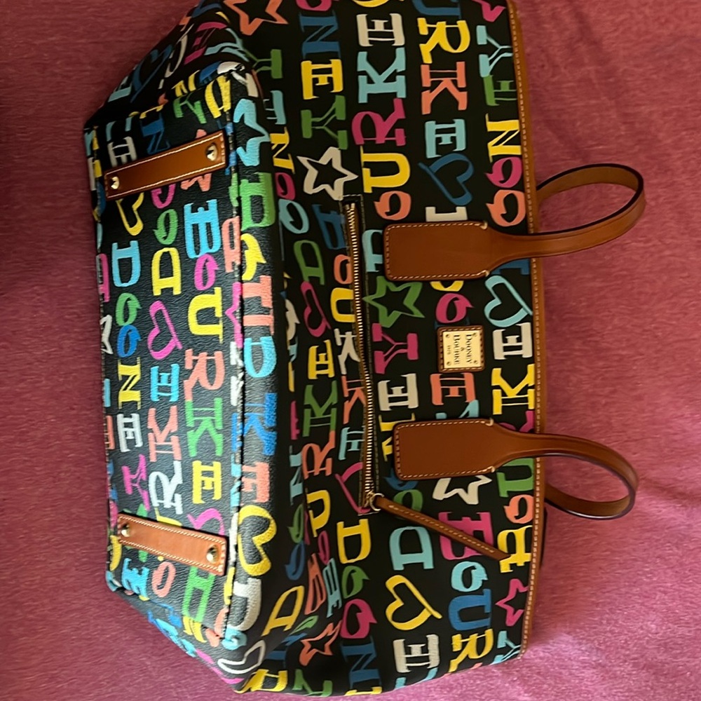 Dooney & Bourke
